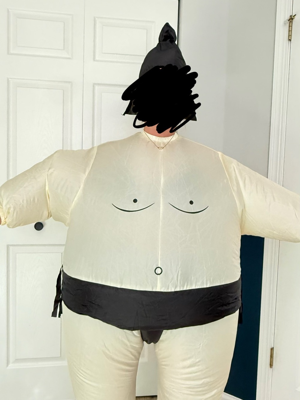 Inflatable Sumō Costume - Cream with Black Sash kids